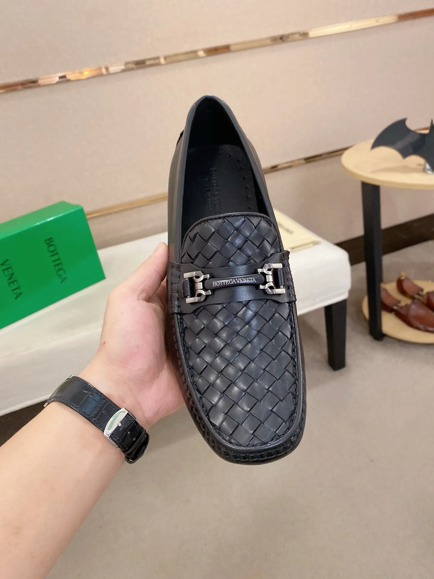 Men's shoes 💰 400💰 (Niu Li + Niu Pad) [BV] latest hot style‼ ️Casual men's shoes, uppers imported first-layer cowhide ➕Full imported cowhide lining✔️Exquisite workmanship, excellent foot feel, special rubber soles✔️, cool and fashionable, the latest fashion, fashionable outsole, hurry up. Code number: 38-44 (can be customized to 37.45, non-refundable)